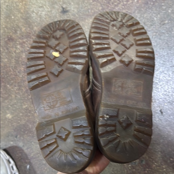 Dr. Martens vintage rare Brown Oxfords with Yellow Laces and Sturdy Sole - Picture 4 of 4